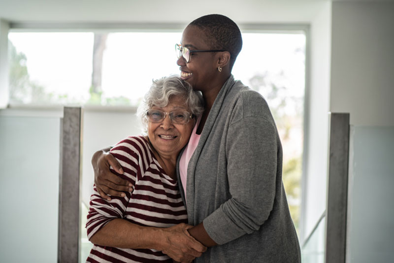 A woman who has learned strategies to help seniors manage anxiety uses these tips to help her aging mother.